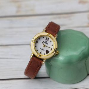 Jam tangan Wanita Fashion Rose tali kulit ring polos dan ring permata