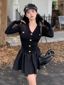 GUZILIAN | Korean Style V-Neck Long Sleeve Knitted Cardigan And Black Pleated Skirt Two-Piece Set Early Autumn New Design Fashion Sensation