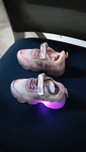【จะไม่เรืองแสง】พร้อมส่งจากไทย รองเท้าเด็กผู้หญิงไฟกระพริบ LED Light