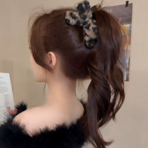 Autumn Winter Knitted Hair Clip Butterfly Knot Female High-End Feeling Plush Hair Accessory for Women Fashionable Hair Grips