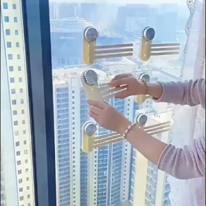 ที่วางผ้าเช็ดตัวแบบหมุนได้ ชั้นวางผ้าขนหนูแถวแข็งแรงติดผนัง ที่แขวนผ้าเช็ดตัวแบบ 3 บาร์แบบถ้วยดูดไร้ร่องรอย