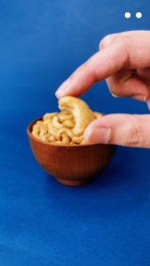 Big Nuts Lightly Roasted Cashew Nuts (Sea Salt) 500g - Halal Certified