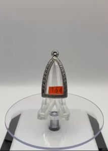 154 ตลับพระ กรอบพระสแตนเลสลาย หลวงปู่ทวด กริ่งเล็ก รูปหล่อโสธรขนาดวงใน 2.1*3.5 ซม. ขนาดที่ใส่สวย 1.7*3.1 ซม. หรือขนาดพระที่ใกล้เคียง ราคา 1,100 ถึง 1,300 บาท