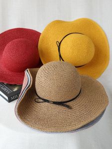 Womens Summer Beach Vacation Sun-Proof Straw Hat Large Brim UV-Proof Breathable Hand-Woven Dome Sun Hat