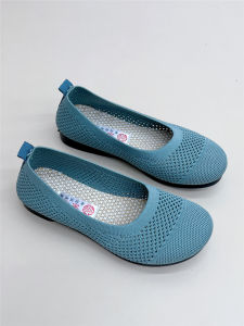 Beijing Style Breathable Summer New Womens Flat Slip-On Shoes Embroidered Canvas Hollow out Design Soft Bottom Bean Bean Shoes