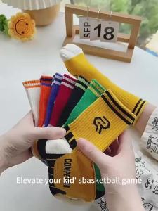 Childrens Basketball Sports Socks High Elasticity Mid Tube Sport Kids Socks Breathable Quick Dry Teenagers Training Socks