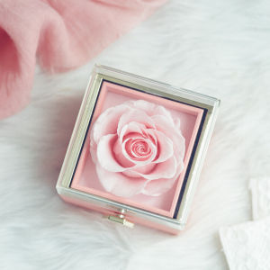 Automatic One-Click Flip Ring Box Bear Cake Eternal Flowers Proposal Wedding Birthday Valentines Day Jewelry Storage Box