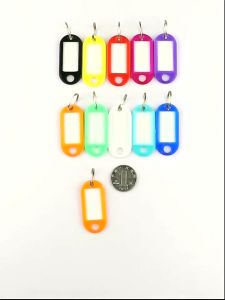 Satu Keluarga Gantungan Kunci Label Nama C1102 Keychain Ring Name Tag Ganci Plastik Rumah Serbaguna