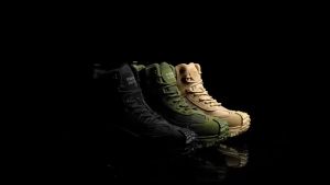 Outdoor Hiking Shoes Men Anti-slip Fashion Lightweight High-top Men Breathable Wear-resistant Breathable Fashion Shoes Men