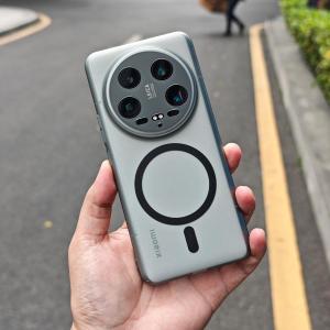 Ultra-Thin Business Luxury Mobile Phone Case for Xiaomi 15Ultra Magnetic Absorption PC Lens Full Cover for Xiaomi 14Pro Matte Transparent Grey for Xiaomi 13 New Creative Simple Men Women Models