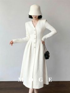 Cheongsam Inspired Elegant White V-Neck Waist Accentuating Dress