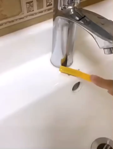 3PCS Kitchen Gas Stove & Wall Joint Cleaning Brush: A Multifunctional Decontamination Tool