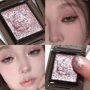 Single Flash Cold Iceberg Beauty Alienation with Diamond in the Debris Cold Small Smoke Monochrome Eyeshadow Broken Flash