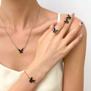 Corinna Butterfly Drop Glaze Necklace Set Exquisite Versatile Necklace Niche Fashion Collarbone Chain
