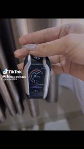 HỘP QUẸT-BẬT LỬA MỐC KHÓA XE BMW i8 THIẾT KẾ NHỰA KÈM KIM LOẠI