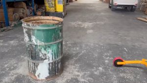 รถเข็นยกถังน้ำมัน 200 ลิตร Hydraulic Drum Trolley ยี่ห้อ XYLON / XYL-350