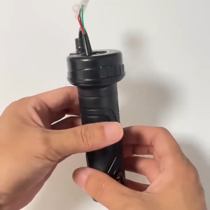 Throttle Akselerator Untuk Sepeda / Handle Grip Gas Throttle Akselerator Sepeda Listrik