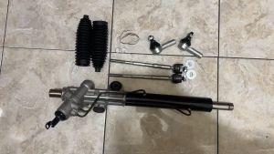 Aksesori Steering 3000 CC & Suku Cadang Kendaraan Komersial: Rak Kemudi Daya Isuzu D-Max