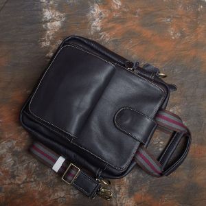 กระเป๋าหนังแท้ทำมือสำหรับผู้ชาย กระเป๋าสะพายไหล่ข้างเดียวแบบทอแนวตั้ง ขนาดกลาง สำหรับใส่เอกสาร A4 กระเป๋าสะพายข้างแบบลำลอง