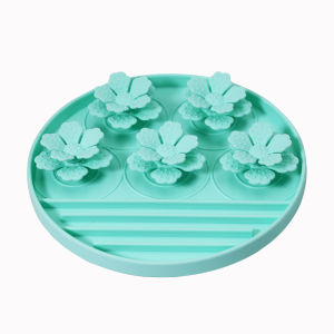 Silicone Pet Slow Feeder Mat Round Dog Licking Mat with Suction CupsAnti-choking Pet Snuffle Mats Puppy Feeding Dishes Pet Suppl