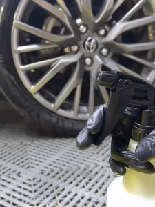 750ml Heavy-Duty Chemical Acid Resistant Spray Bottle for Automotive Tint and Carwash Detailing