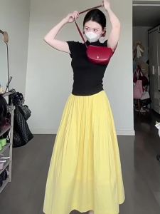 INMAN | Yellow Pleated Hem Skirt