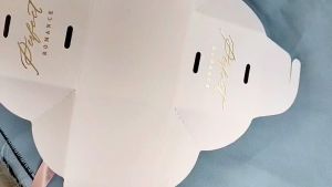 กล่องลูกอม พร้อมริบบิ้นผูก ส่งในไทย - กล่องของขวัญ กล่องขนมแต่งงาน พร้อมกล่องลูกอม