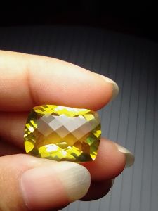 Natural yellow Citrine jombo 17.10 ct