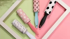 Cây Lăn Bụi Size Mini C02 Làm Sạch Quần Áo/ Sofa/ Lông Chó Mèo (giao màu ngẫu nhiên) TTNTC02