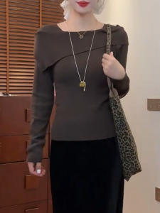 QINGNAER | Gentle Off-Shoulder Knitted Sweater Large Sizes Vintage Fitting Irregular Cut Fall