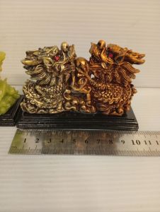 ตั้งมงคลนักษัตรมังกรคู่งานเรซิ่นขนาดสูง3.5ซม.