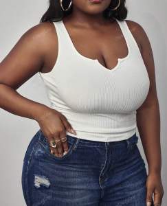 PLUS SIZE / PLUS SIZE TOP / PLUS SIZE SLEEVELESS NOTCH TOP