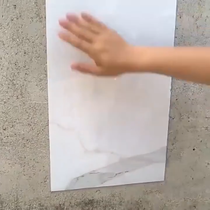 วอลเปเปอร์ติดผนัง 3D กระเบื้อง กันน้ำ หลักฐานน้ำมัน สติกเกอร์ติดผนัง ติดผนัง สติกเกอร์พีวีซีลายหินอ่อน ทนน้ำมั 30*60cm มีกาวในตัว วอลล์เปเปอร์กระเบื้อง สำหรับตกแต่งผนังและเคาน์เตอร์ ครัว ห้องนอน ห้องน้ำกันน้ำและกันคราบ ป้องกันการลื่นและทำความสะอาดง่าย