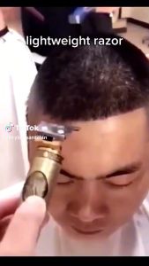Razor for Haircut On Sale Men Electric Hair Clipper Cordless Rechargeable Hair trimmer for Men Professional Hair Salon Barbershop Accessories