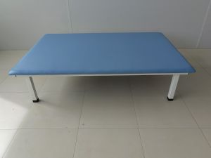 Factory Price Hot Sale PT Bed PT Rehabilitation Acupuncture Facial Bed Massage Massage Training Multi-Purpose PT Clinic Bed Physiotherapy Bed