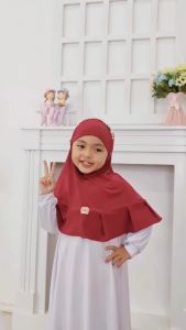 Jilbab Anak Sekolah Emily: Kerudung Anak SD Premium