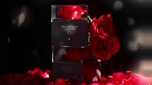 1set Hollow Zircon Love Necklace Female MOTHERS Day Eternal Flower Artificial Flower Gift Box Jewelry Box