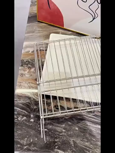 ชั้นวางท่อระบายน้ำพับได้รูปตัว X ชั้นวางจานโลหะ 2 ชั้น เหมาะสำหรับจัดเก็บเครื่องใช้บนโต๊ะอาหารในครัวเรือน