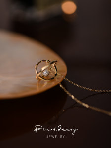 จี้มุกน้ำจืดทอง 9K ดีไซน์ดั้งเดิม เครื่องประดับคอสำหรับผู้หญิง สไตล์ใหม่ปี 2022 ของขวัญที่ไม่ซ้ำใคร เครื่องประดับสุดเก๋