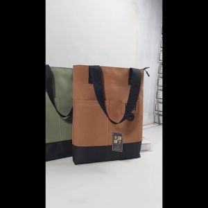 Tote bag Wanita Dan Pria Bahan Kanvas Tas Terbaru Model Polos Kasual Penutup Resleting Dely Project
