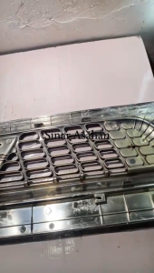 Grill Depan PS125 EURO4 SB ML302945