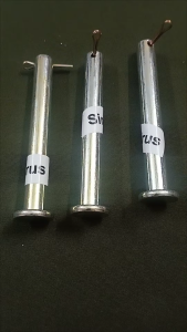 Cây cốt chống đứng xe Sirius ( tặng chốt cài )