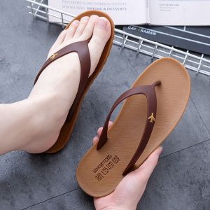 Mens Casual Rubber Thong Slippers Beachwear Anti-slip Wear-resistant Comfortable Breathable Lightweight Durable Sandals