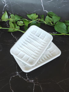 Disposable Plastic Rectangular Fresh Produce Tray Vegetable Preservation Box Fruit Packaging Carton Supermarket Market Base