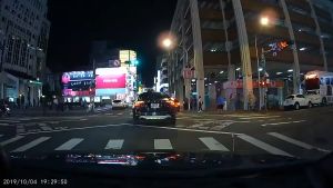 DDPAI Dash Cam V57 Pro 1080P HD Car Camera กล้องติดรถยนต์ เมนูภาษาไทย รับประกันศูนย์ไทย 2ปี wifi กล้องติดรถยนต์อัฉริยะ กล้องหน้ารถ กล้องรถยนต์