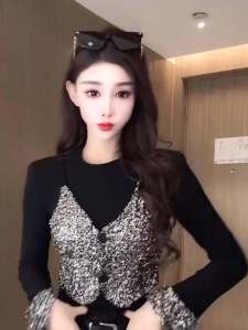 Shiny Sequin Ribbed Cotton Base Shirt round Neck Slimming Fashionable Spring Autumn Womens Top Quality Material Long Sleeve