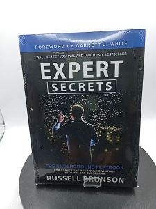 Expert Secrets by Russell Brunson [High Quality Paperback]