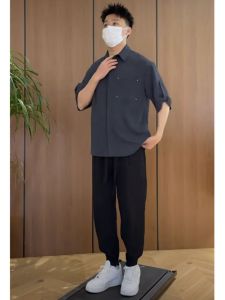 Mens Summer New Style Embroidered Ice Silk Short Sleeve Casual Loose Shirt Pure Color Drape Five Sleeve Casual Shirt