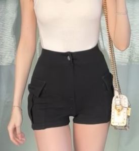 กางเกงขาสั้นผู้หญิงสีดำเอวสูงทรงหลวมสไตล์เซ็กซี่ กางเกงขายาวทรงหลวมผ้าฝ้ายผสมไนลอนสำหรับฤดูร้อนปี 2023