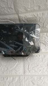 Jam LED Tahan Lama GH0716L: Desain Modern untuk Dekorasi Ruangan